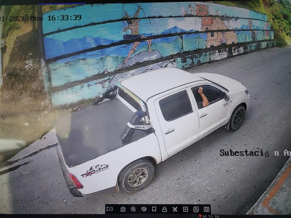 Se movían en una camioneta, escoltada por dos motos, entre La Pintada, Varsovia, La Felisa.