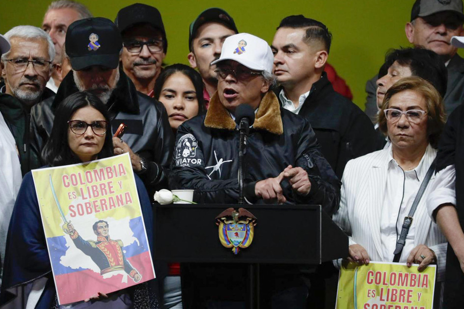 Gustavo Petro y su homólogo estadounidense, Donald Trump, conversaron el miércoles 7 de enero por teléfono por primera vez en medio de la escalada verbal entre ambos.
