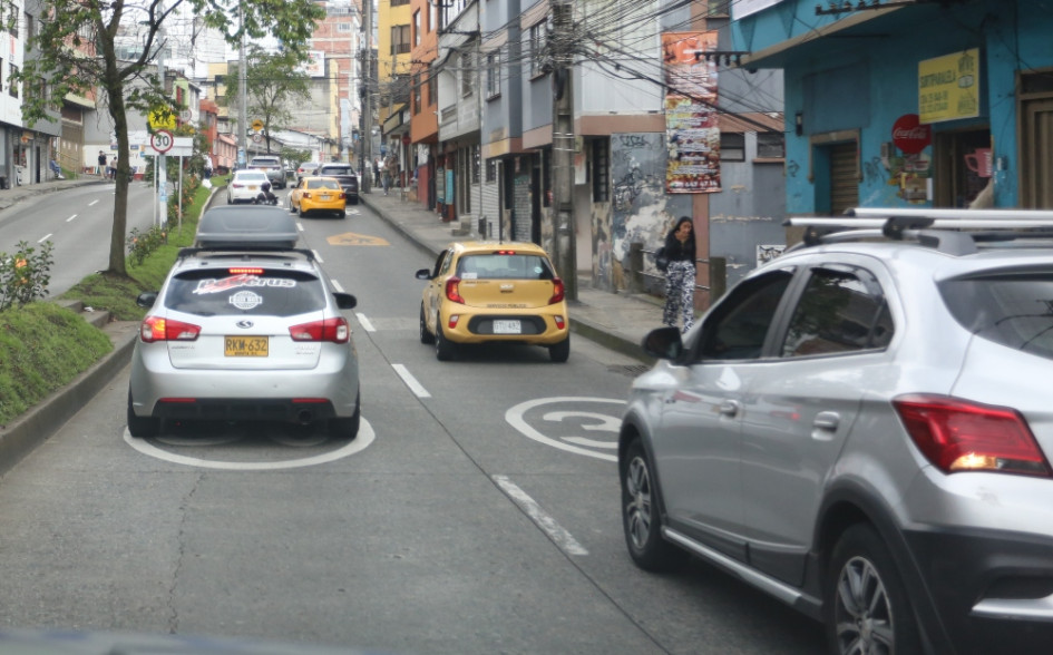 El impuesto vehicular es una obligación que tiene que cumplir cada año. Es un trámite rápido que si lo hace con tiempo, le ahorra dinero y le evita sanciones. Aquí le explicamos cómo pagarlo.