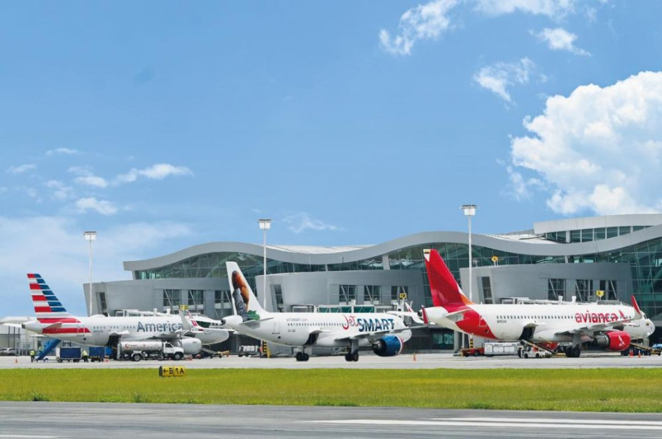 En 2025 el aeropuerto internacional Matecaña alcanzó 384.368 pasajeros internacionales, superando las cifras de 2024 y 2022