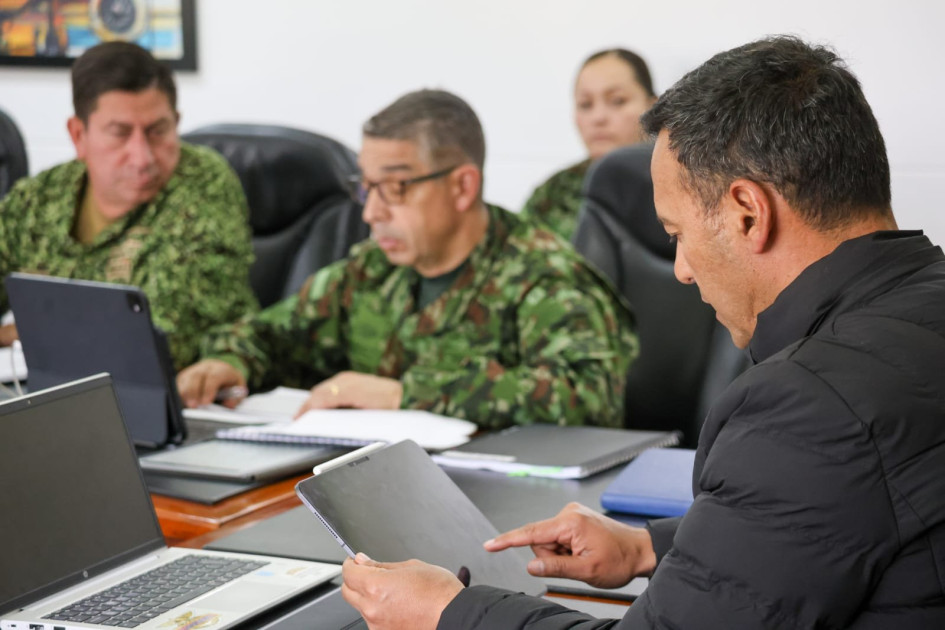  El ministro de Defensa Pedro Sánchez participó del segundo Consejo Extraordinario de Seguridad Nacional, presidido por el presidente, Gustavo Petro,