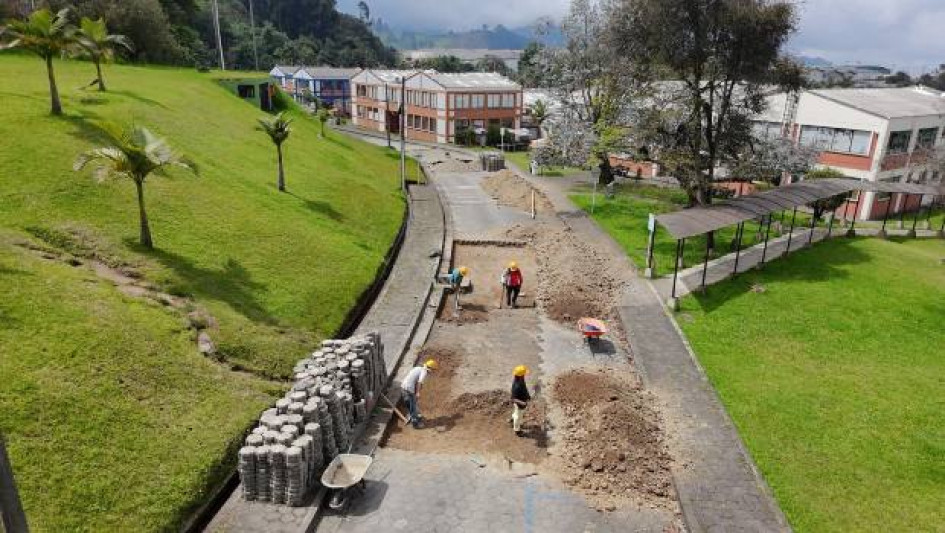 Fotos I Cortesía Sena para LA PATRIA   Nuevos espacios y mantenimiento vial al servicio de la comunidad del Sena Caldas.