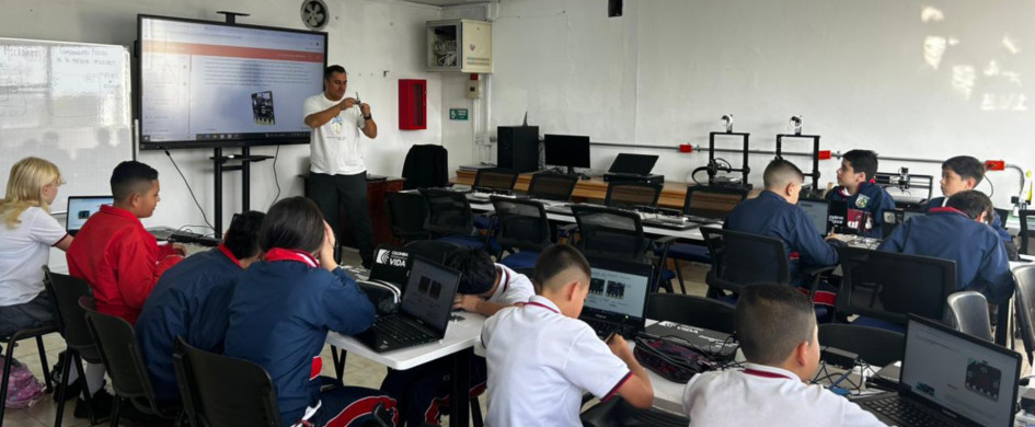 la sala se plantea como un espacio donde los estudiantes podrán “realizar sus prácticas