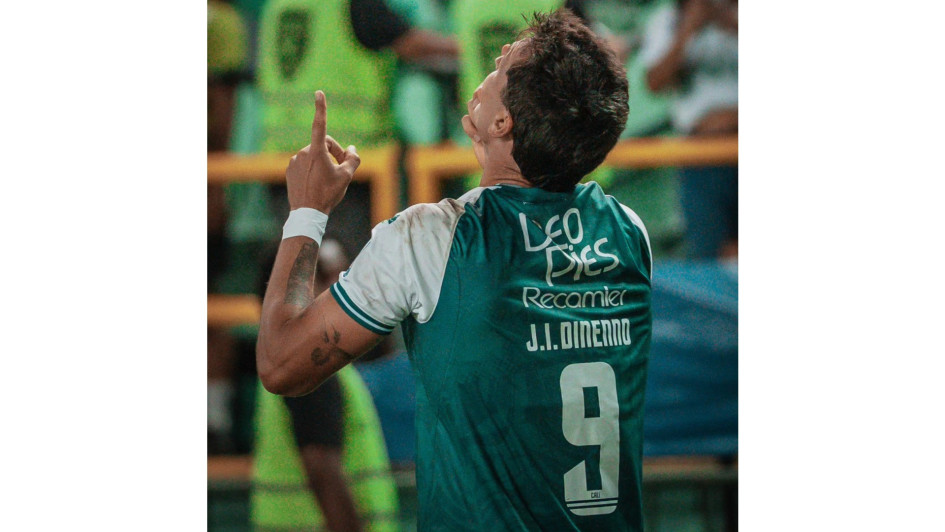 El argentino Juan Ignacio Dinenno marcó el único tanto del partido para darle la victoria 1-0 al Deportivo Cali ante el Atlético Nacional.