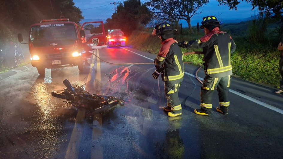 El accidente ocurrió en la madrugada en el sector Hato viejo, en la vía Pereira - La Virginia 