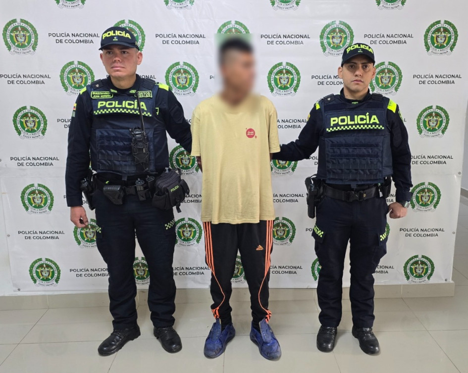 La Policía detuvo al sujeto en medio de requisas y verificación de antecedentes en el Centro de Manizales.