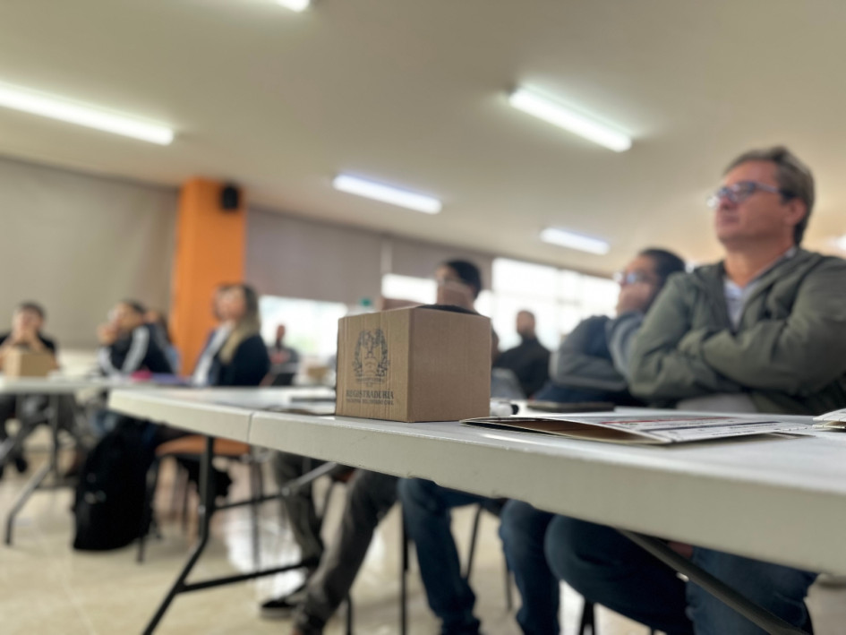 La transparencia electoral, en sus manos: con el 8 de marzo en la mira, la Registraduría capacita a jurados de votación para las elecciones legislativas y las consultas presidenciales de Colombia. Un experto entrega consejos y detalles sobre la labor.
