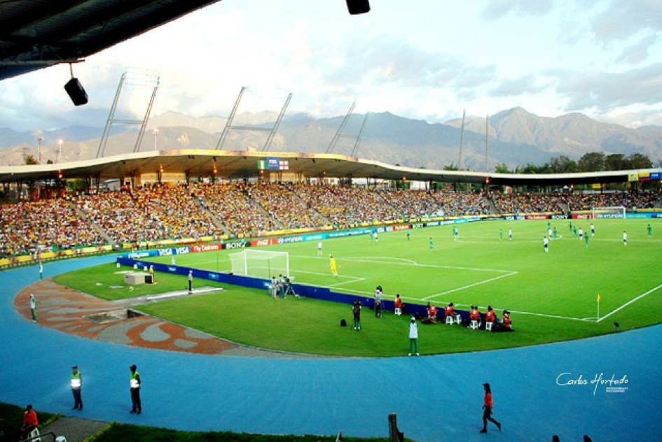 Se les prohibió el ingreso al escenario deportivo durante las próximas seis fechas. Anuncian más sanciones en camino para quienes participaron en riñas.