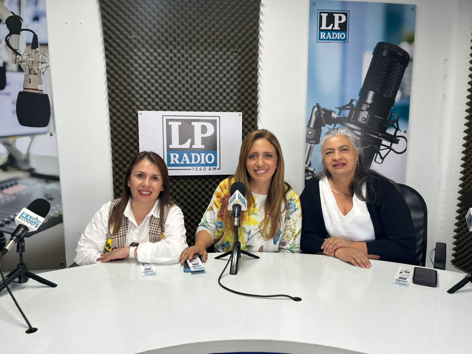 Francia Gómez, María Isabel Giraldo y Aide González integrantes de la Corporación Sagrada Familia de Manizales 