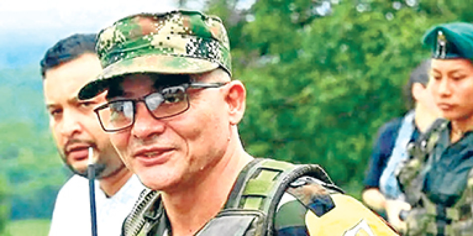 Tras la identificación oficial de los cuerpos que dejó el bombardeo del jueves pasado en Vaupés, Medicina Legal confirmó que Néstor Gregorio Vera, alias ‘Iván Mordisco’, no estaba entre los caídos.