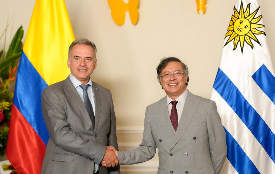 Colombia traspasa a Uruguay la presidencia pro tempore de la Comunidad de Estados Latinoamericanos y Caribeños