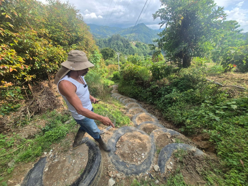 En la vereda Tejares piden arreglar el camino que ha sufrido socavación por las aguas lluvias