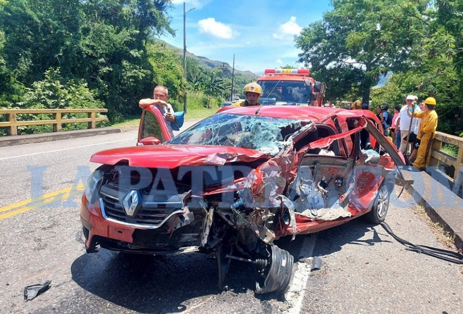 El accidente, en el que hubo cuatro lesionados, ocurrió entre Honda - Mariquita.