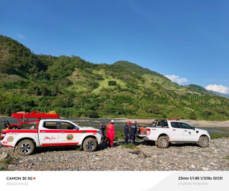Fotos I Cortesía para LA PATRIA  Los Bomberos de Aguadas (Caldas) y de La Pintada (Antioquia) adelantaron las labores de rescate del turista de Manizales que se ahogo en el río Arma.