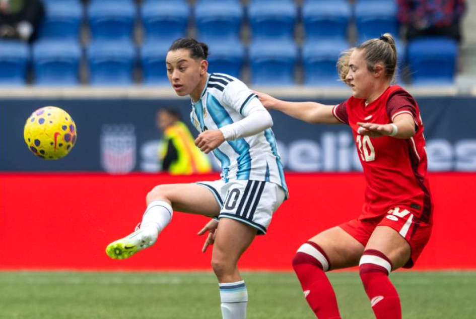 Argentina y Canadá jugaron el primer partido de la última jornada de la SheBelieves Cup 2026 en Estados Unidos.