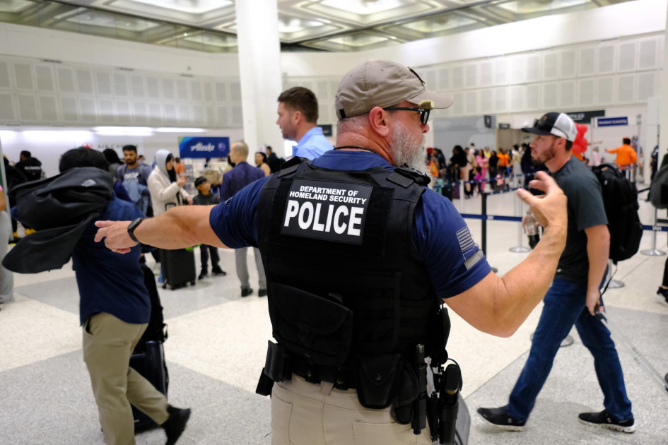 Trabajadores de Los Ángeles, EE. UU., no podrán trabajar para el ICE. Esperan aprobación de alcaldesa para que la orden entre en vigor. 