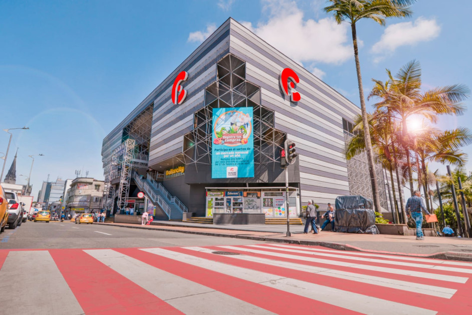 Parque Caldas, 39 años impulsando el comercio en el corazón de Manizales