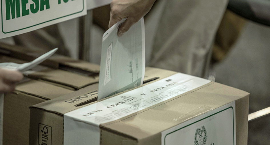 Estos son los cinco consejos de expertos para que las personas con discapacidad visual ejerzan su derecho al voto en Colombia. Tumban mitos.