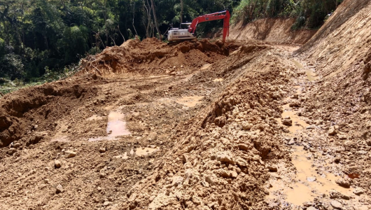 Restringen el paso vehicular en la vía La Merced-La Felisa por ser un terreno inestable