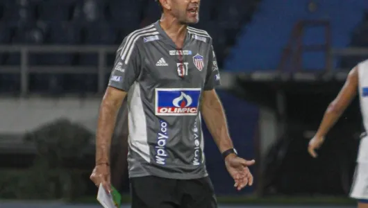 Arturo Reyes reemplaza al destituido Julio Comesaña como técnico del Junior