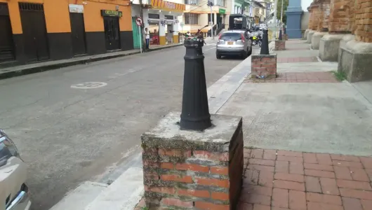 Dañaron todas las lámparas junto al templo La Candelaria en Riosucio