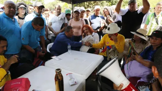 Mineros de Marmato logran acuerdo con el Gobierno