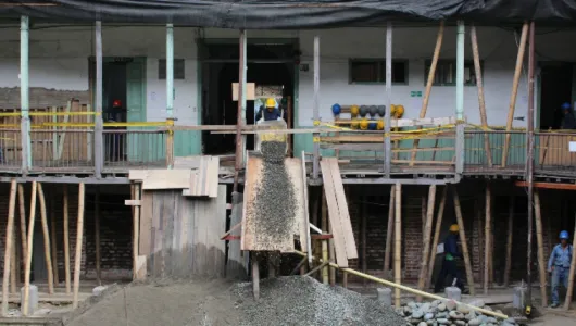 La Juan XXIII, el último dinosaurio del bahareque