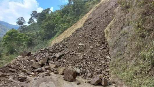 Cierre total en vía Aranzazu - Salamina, sector La Unión