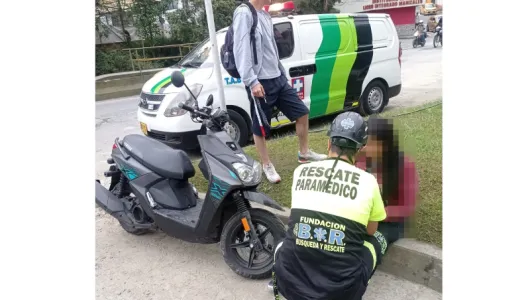Dos motociclistas lesionados en accidentes de tránsito en Los Cedros y Estambul