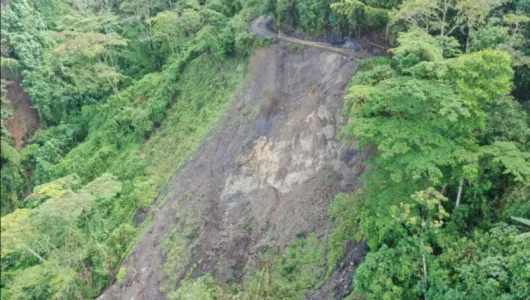 Alcalde y Corpocaldas visitaron veredas por las que bloquearon vía en Manizales