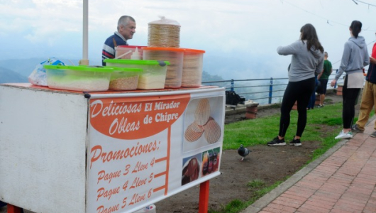 El pague 3 y lleve 4, en el negocio de las obleas