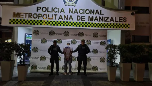 Le exigía $200 mil por no publicar videos íntimos en redes sociales: la Policía lo capturó