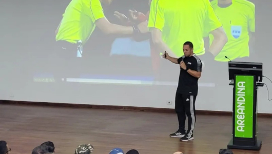 El manizaleño Juan Sebastián Restrepo, el catedrático del arbitraje