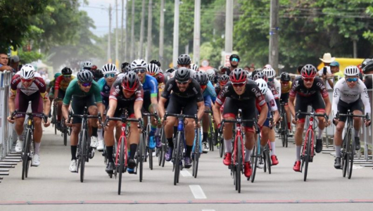 El caldense Jhónatan Restrepo es el primer líder de la Vuelta al Tolima