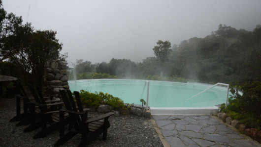 El manantial termal que acompaña al Cumanday: Caldas cuenta con tres fuentes