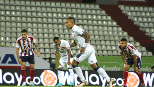 Dos meses y 10 partidos después, Pedro Sarmiento logra su primera victoria con Once Caldas
