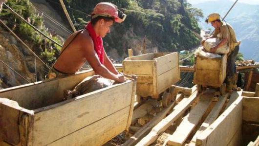 Conozca a la mujer y a los tres hombres en la carrera por la Alcaldía de Marmato (Caldas)