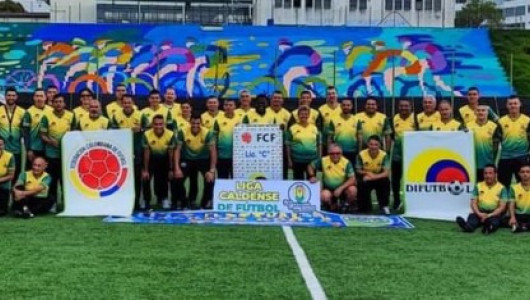 Saque su licencia si quiere dirigir en el fútbol aficionado o profesional