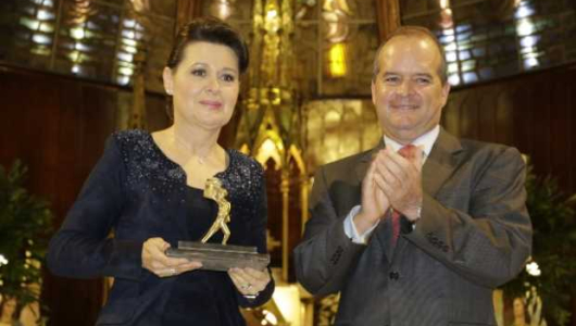 Ángela María Toro se despide del SES Hospital de Caldas después de 34 años de gerencia 