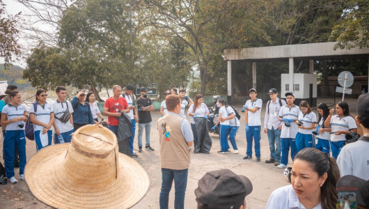 Estudiantes de La Dorada sumaron en limpieza del río Magdalena