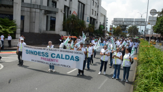 Sindicalistas de Caldas marcharon a favor de la salud