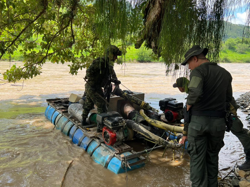 Destruyen $110 millones en elementos usados para minería ilegal en Anserma