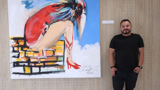 Óscar Zapata, el arquitecto que plasmó Territorios en lienzos y entrega su cuota al arte