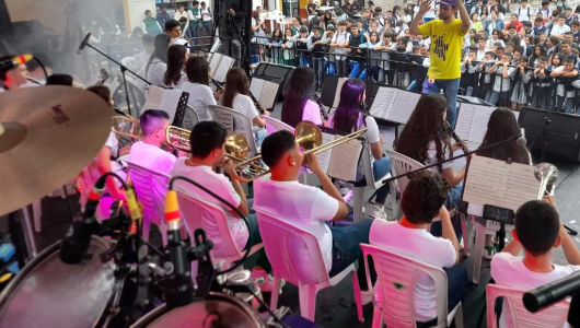 Samaná (Caldas) se llenó de notas de paz durante concierto de bandas este viernes 