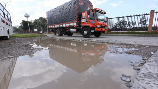 "La vía es una porquería": empresas celebran plan para hacer nueva calzada en Manizales