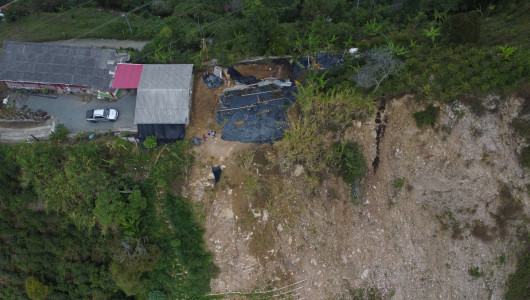 ¿Qué sigue para la vereda de Manizales que vive al borde del abismo?: responde la Alcaldía