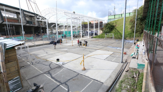 Tour por obras de la Unidad Deportiva de Manizales: incluyen nueva cancha de voleiplaya