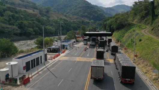 Camioneros alertan: posible paro tras decisiones contradictorias del gobierno