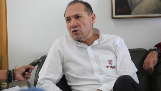 Consulta de la reforma laboral sería aprobada en julio, confía el ministro de Trabajo tras visita a Manizales