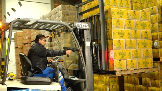 Industria Licorera de Caldas ya hizo el primer envío de Aguardiente Amarillo a Nariño: empezó la apertura